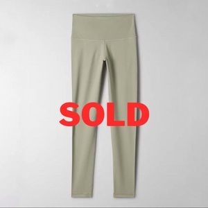 ARITZIA - TNA 7/8 LEGGING